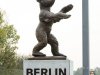 Der Berliner BÃ¤r begrÃ¼ÃŸt die Autofahrer Â© Die Autobahn GmbH des Bundes / Niederlassung Nordost
