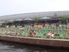 Liegestühle an der Spree - Foto © Christa Junge